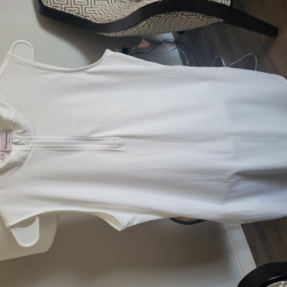 White Sleeveless Dress with Zipper